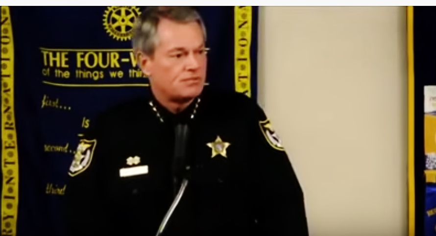 Escambia County's Sheriff Morgan's -Black People embrace the Thug Culture- - YouTube.clipular (1)